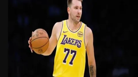 【独家粉丝特惠】揭秘比赛精彩瞬间与详尽比分解析！