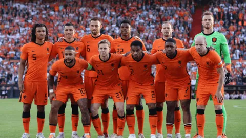 CBA辽宁战广州 14胜12解析：专家质合分析及前区十码